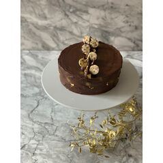 luxury rich chocolate cake