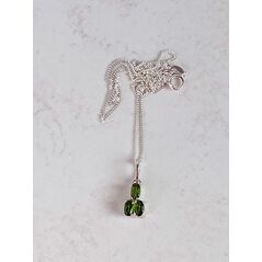 Flat view of triple stone green chrome diopside pendant
