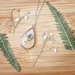 Pressed Flower Necklace, Forget Me Not - Flossy Floops